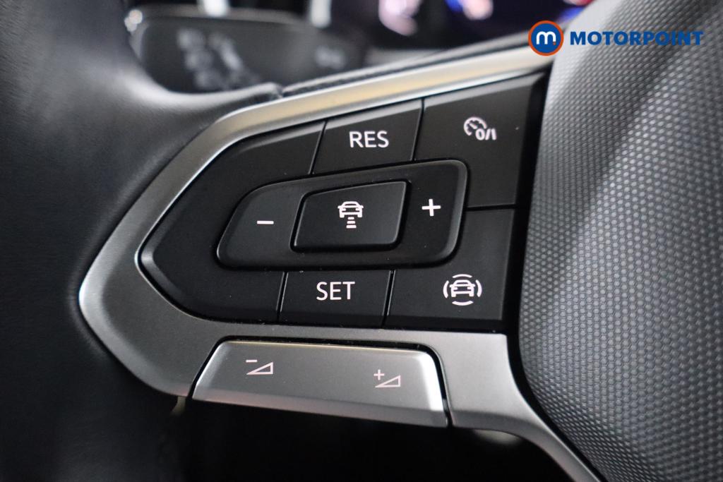 Used Volkswagen T-Roc 2024 for sale - 77650739: Photo 25