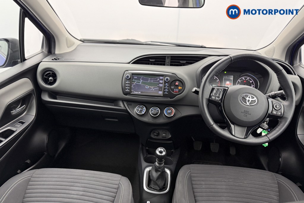 Used Toyota Yaris 2019 for sale - 77158657: Photo 40