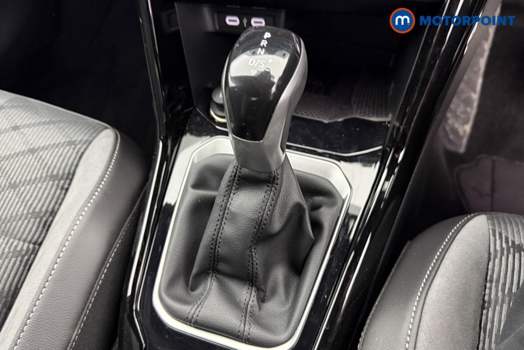 Used Volkswagen T-Roc 2025 for sale - 77297825: Photo 21