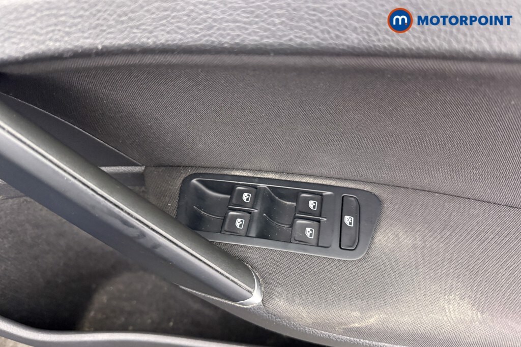 Used Volkswagen Golf 2019 for sale - 77914198: Photo 20