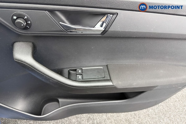 Used Skoda Fabia 2015 for sale - 75534763: Photo 21