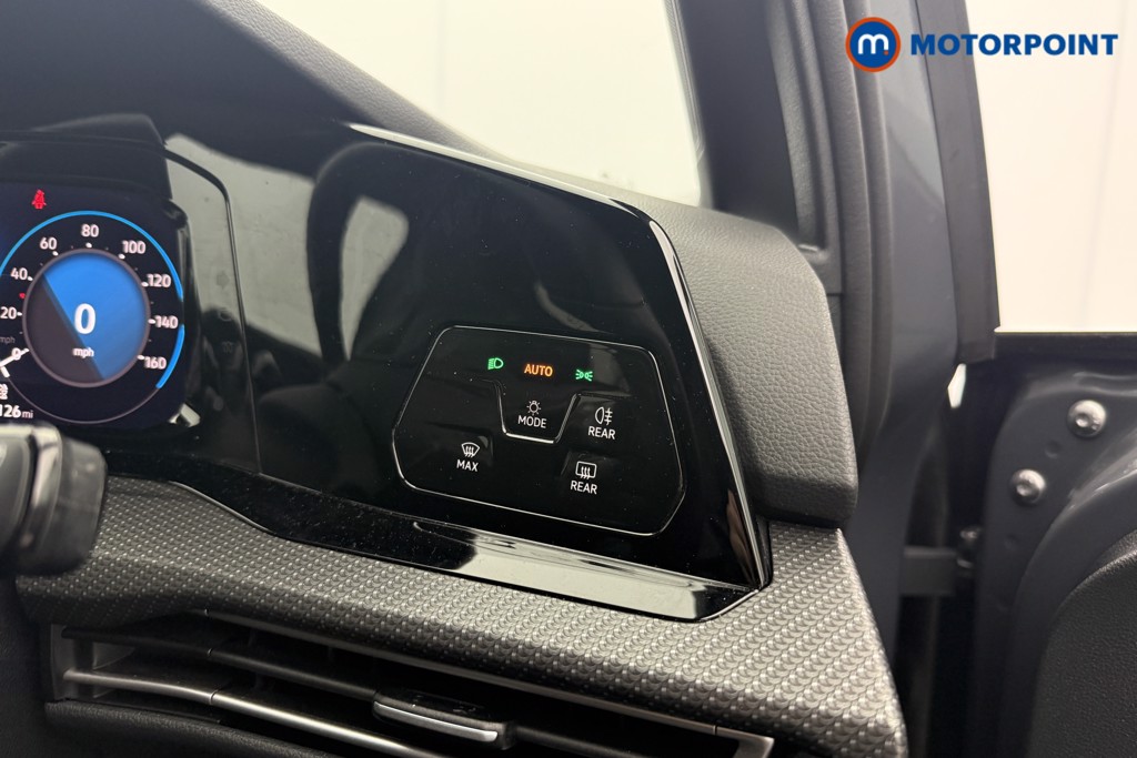 Used Volkswagen Golf 2024 for sale - 77845772: Photo 17