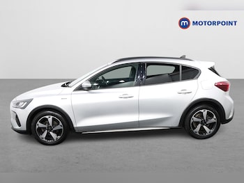 Used Ford Focus 2023 for sale - 77061187: Photo