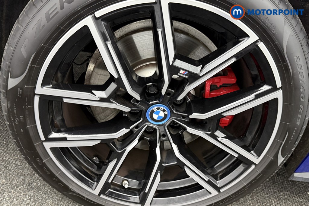 Used BMW i4 2023 for sale - 77199115: Photo 39