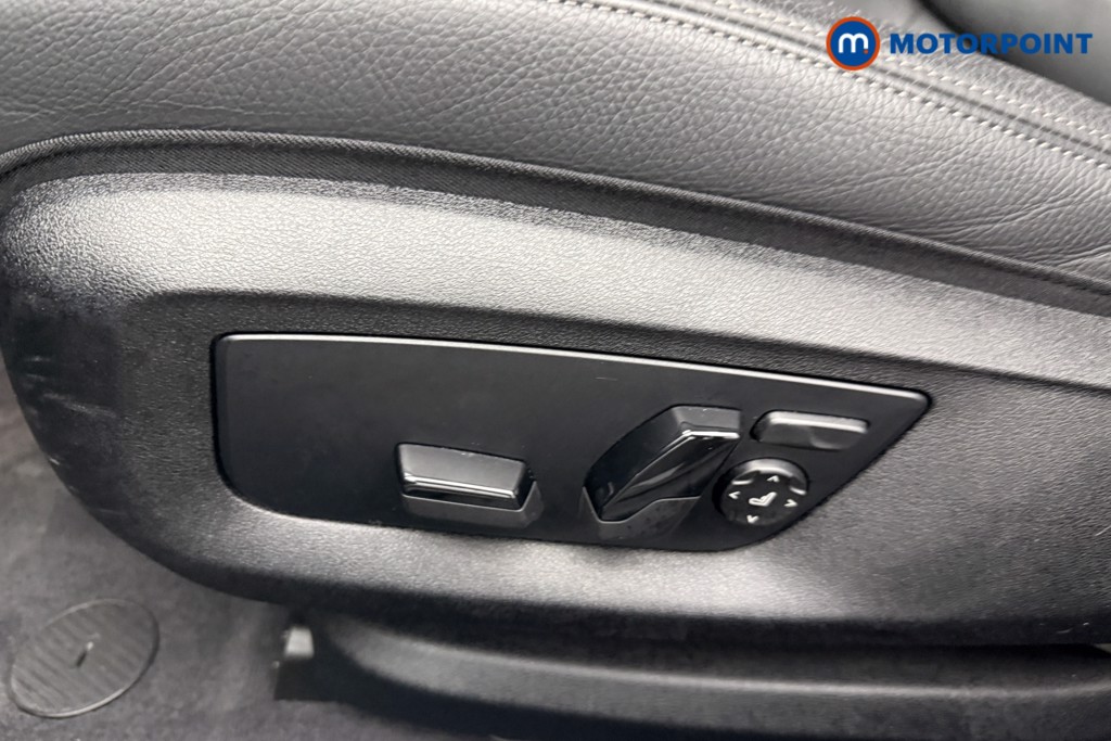 Used BMW 5 Series 2020 for sale - 77340543: Photo 24