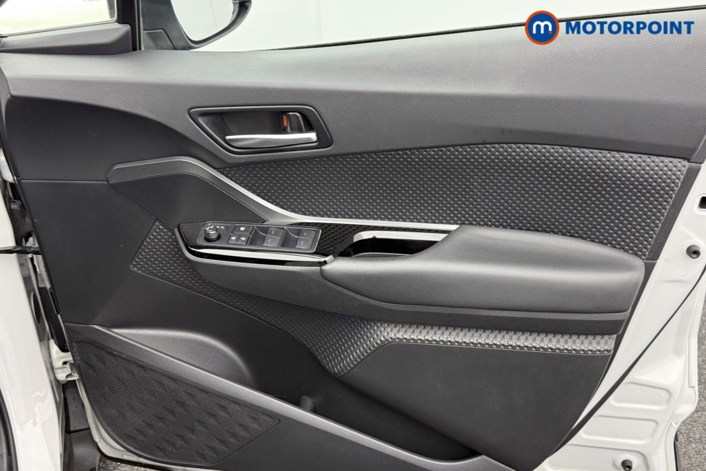 Used Toyota C-HR 2022 for sale - 76789486: Photo 25