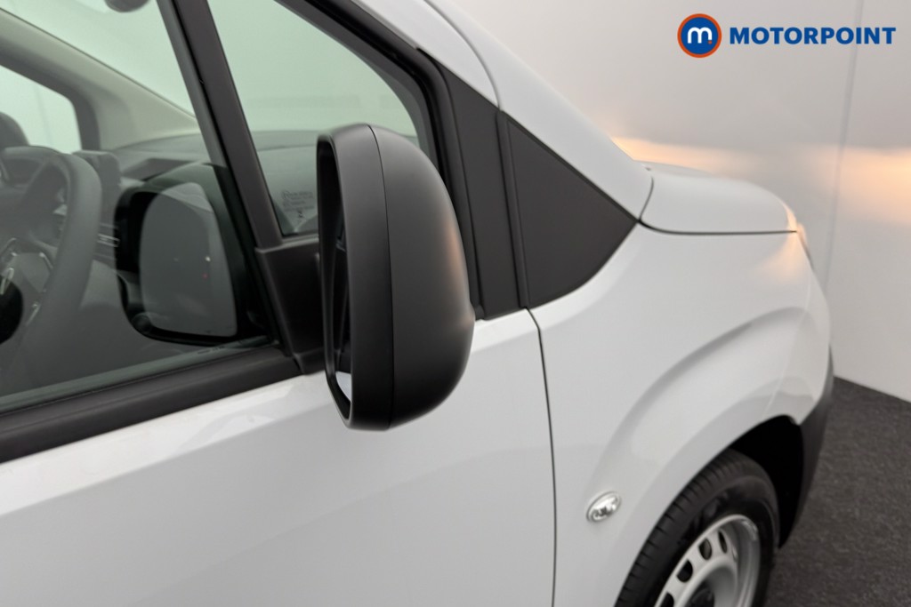 Used Citroen Berlingo 2025 for sale - 76311887: Photo 21