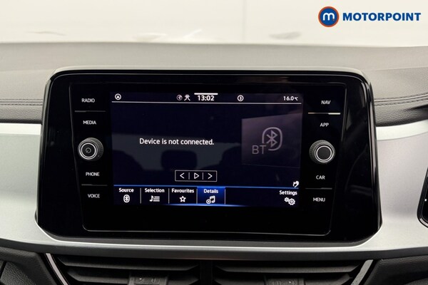 Used Volkswagen T-Roc 2022 for sale - 76218045: Photo 15