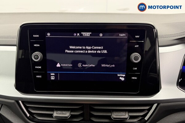 Used Volkswagen T-Roc 2022 for sale - 76218045: Photo 18