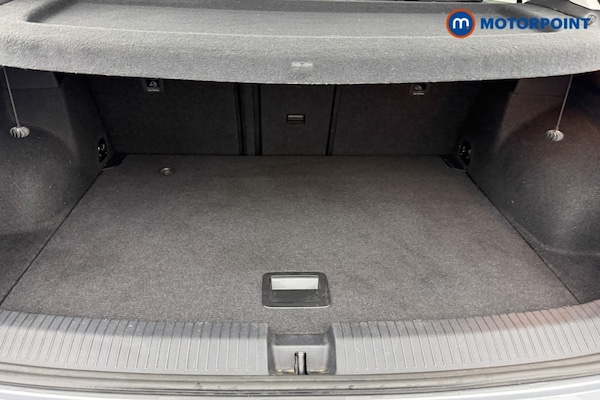Used Volkswagen T-Roc 2022 for sale - 76218045: Photo 30