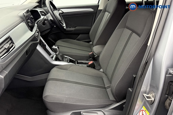 Used Volkswagen T-Roc 2022 for sale - 76218045: Photo 31