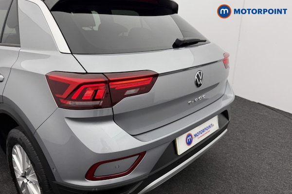 Used Volkswagen T-Roc 2022 for sale - 76218045: Photo 35