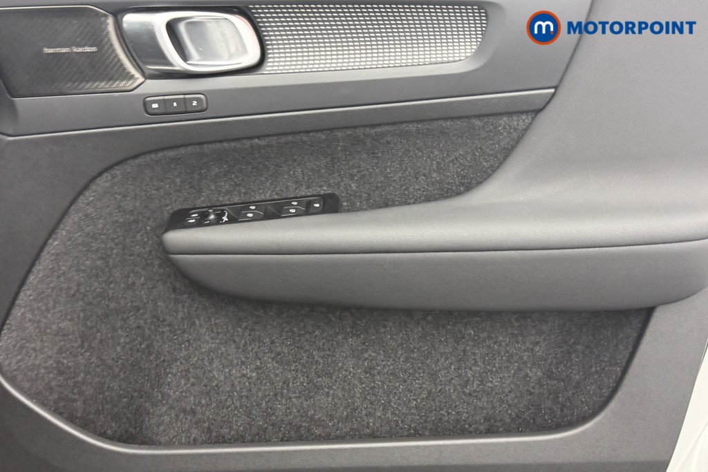 Used Volvo XC40 2022 for sale - 76933621: Photo 25