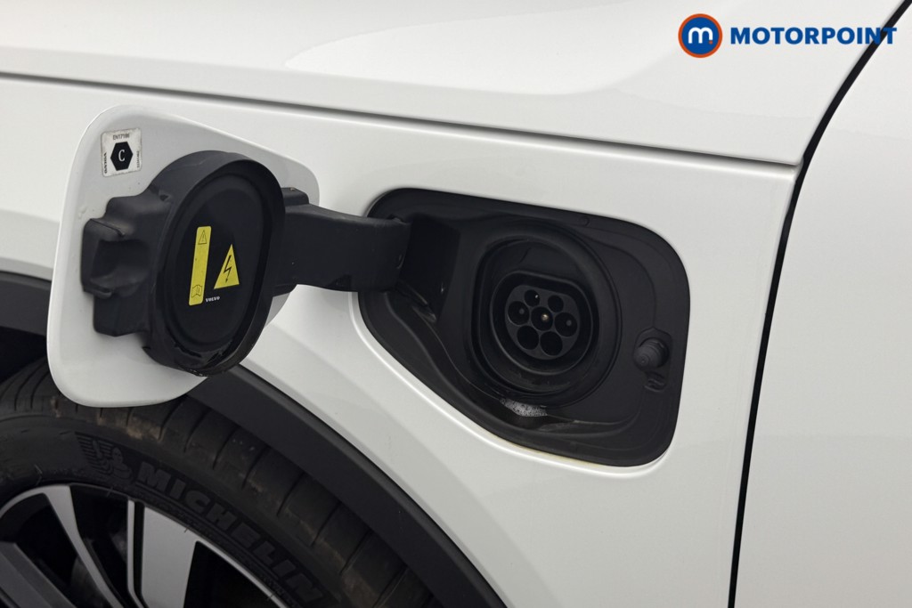 Used Volvo XC40 2022 for sale - 76933621: Photo 40