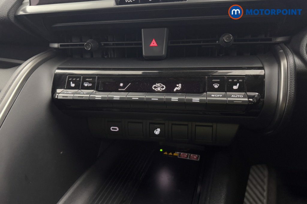 Used Toyota C-HR 2024 for sale - 76831146: Photo 19