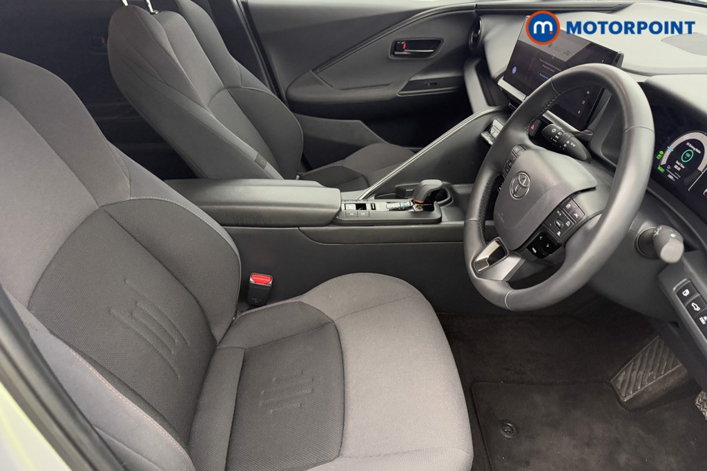 Used Toyota C-HR 2024 for sale - 76831146: Photo 27