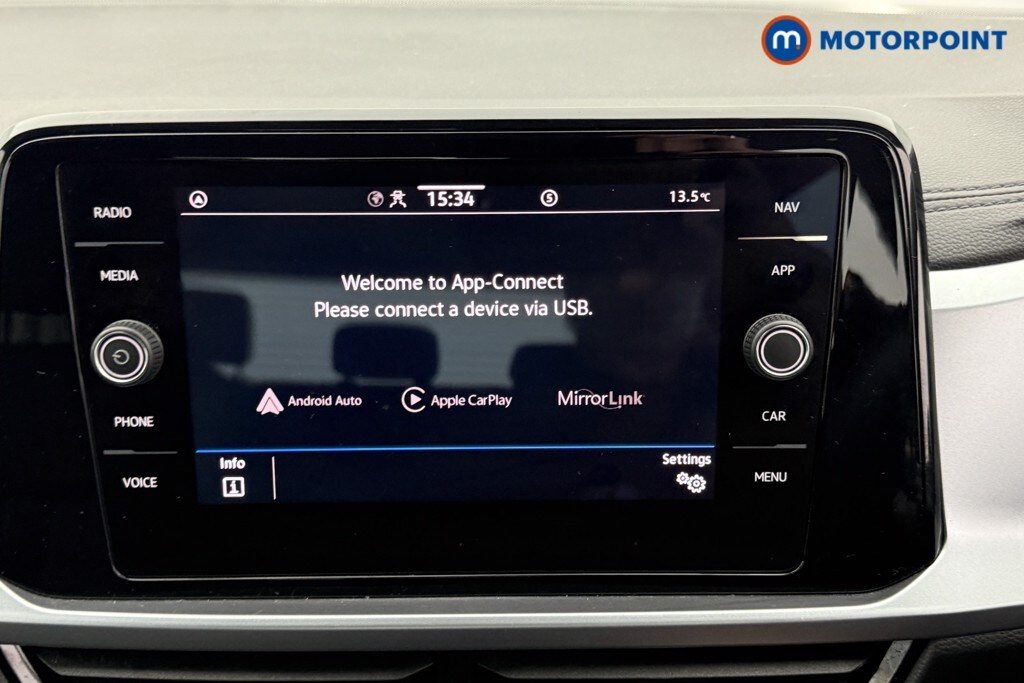 Used Volkswagen T-Roc 2023 for sale - 76063037: Photo 18