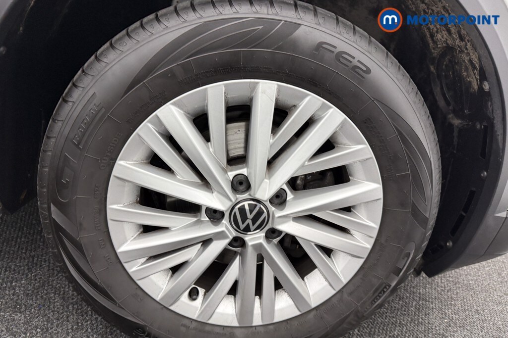 Used Volkswagen T-Roc 2023 for sale - 76063037: Photo 41