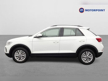 Used Volkswagen T-Roc 2023 for sale - 76063037: Photo