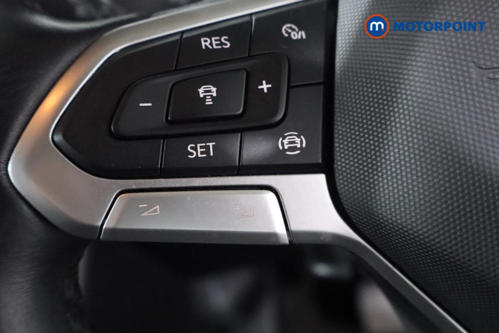 Used Volkswagen T-Roc 2022 for sale - 77932317: Photo 22