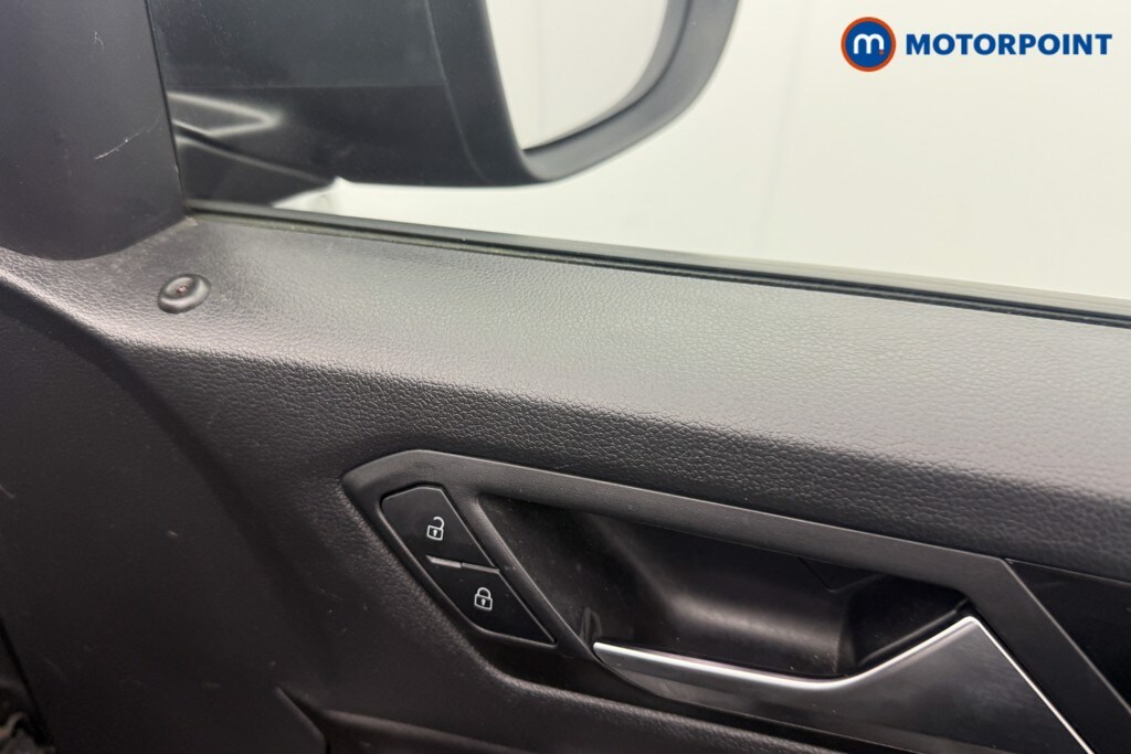 Used Volkswagen T-Roc 2022 for sale - 77650723: Photo 18