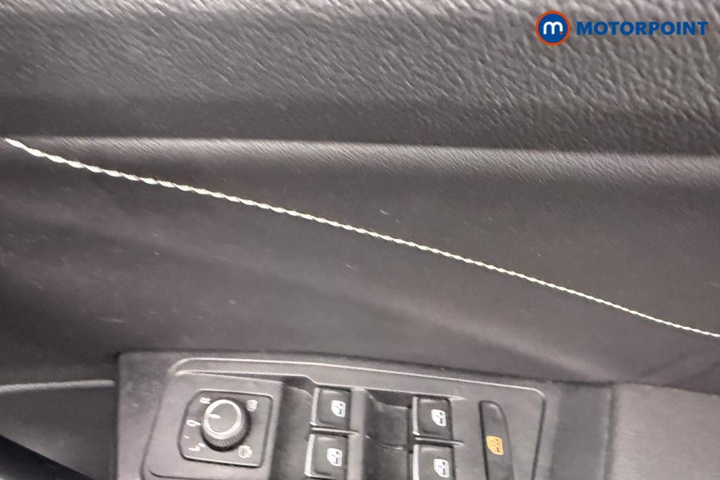 Used Volkswagen T-Roc 2022 for sale - 77650723: Photo 19