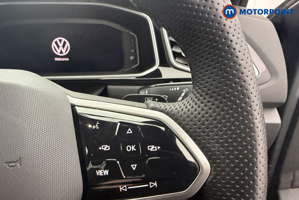 Used Volkswagen T-Roc 2022 for sale - 77650723: Photo 22