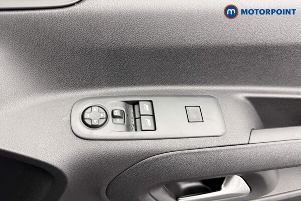 Used Citroen Berlingo 2025 for sale - 76141098: Photo 19