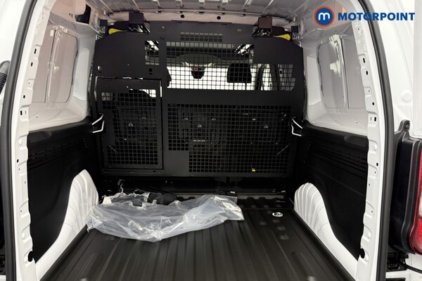 Used Citroen Berlingo 2025 for sale - 76141098: Photo 25