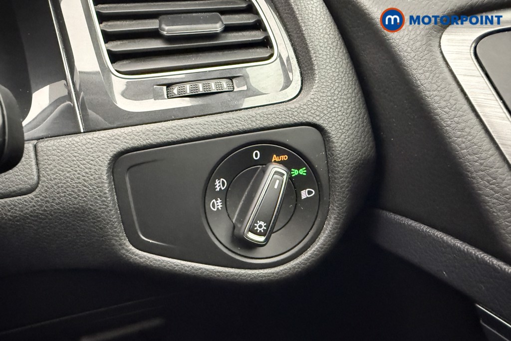 Used Volkswagen Golf 2019 for sale - 78180535: Photo 16