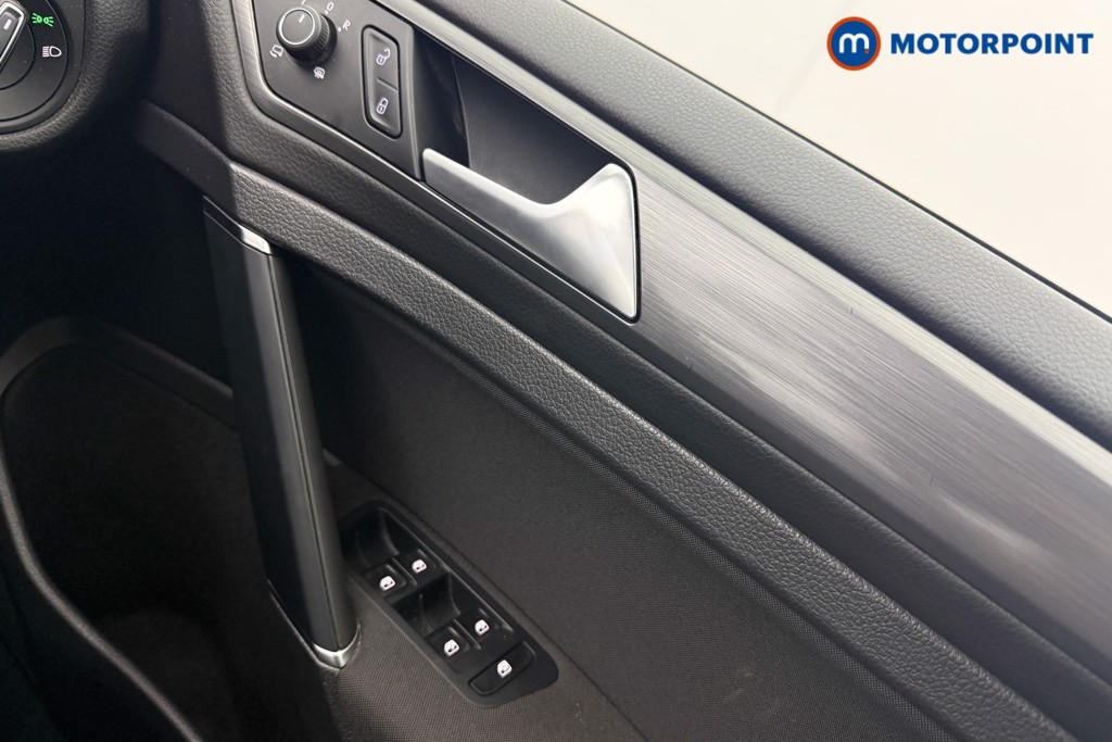 Used Volkswagen Golf 2019 for sale - 78180535: Photo 18