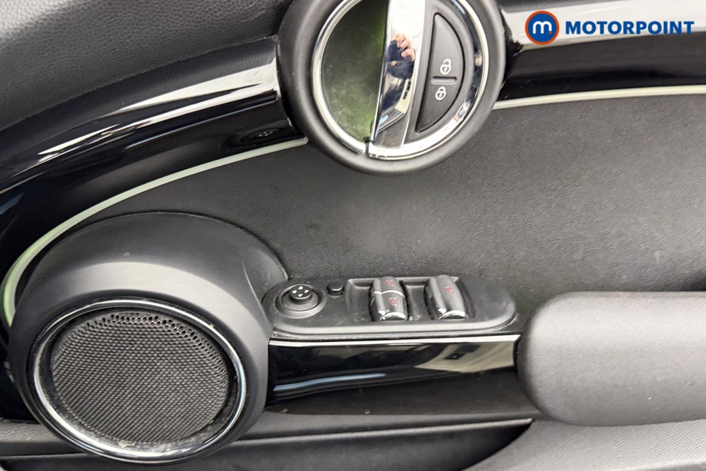 Used MINI Convertible 2019 for sale - 77171261: Photo 22