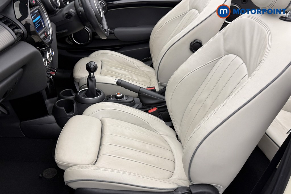 Used MINI Convertible 2019 for sale - 77171261: Photo 25