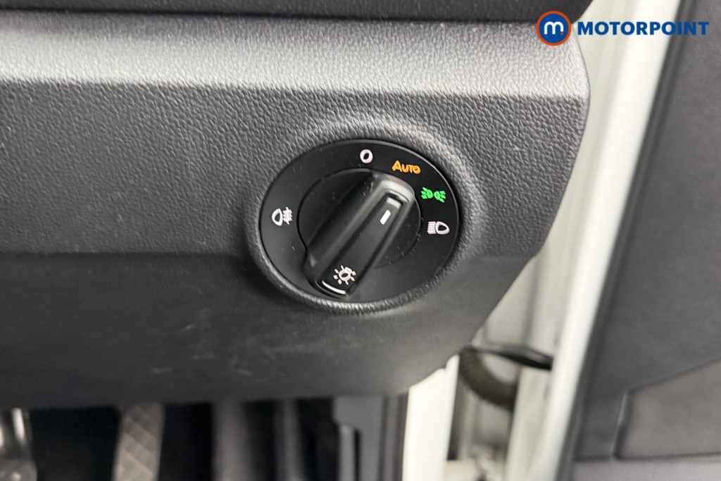 Used Volkswagen T-Roc 2023 for sale - 77032304: Photo 24