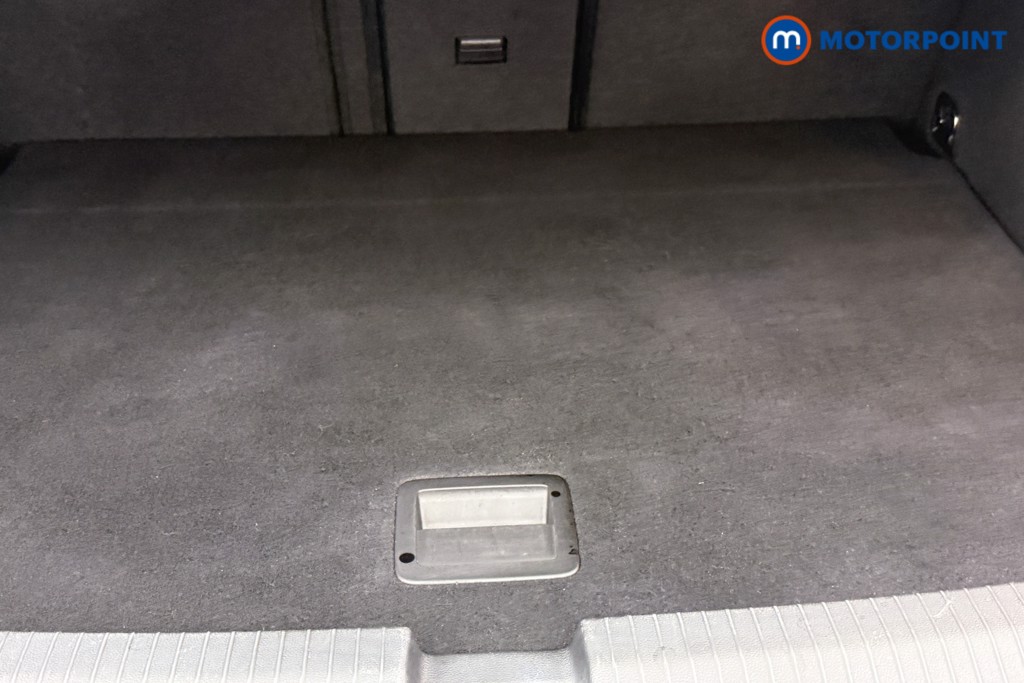 Used Volkswagen T-Roc 2023 for sale - 77032304: Photo 30