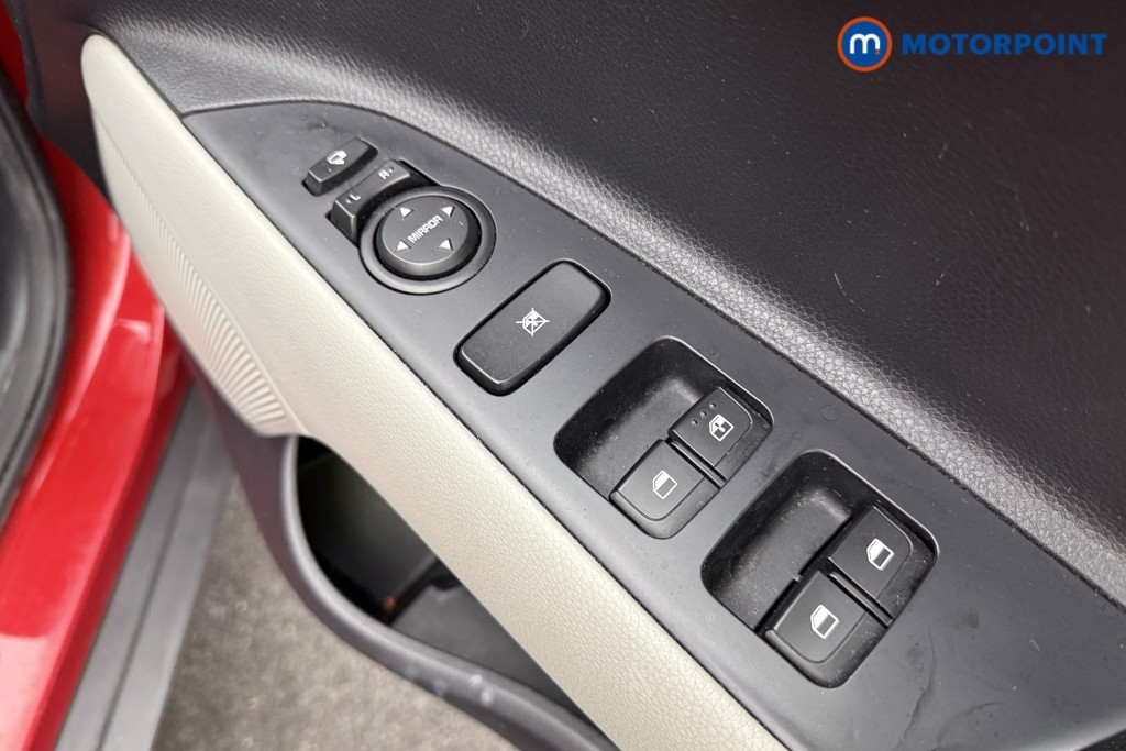 Used Kia Stonic 2019 for sale - 77553279: Photo 21