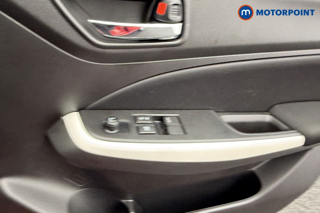 Used Suzuki Swift 2021 for sale - 76569076: Photo 15