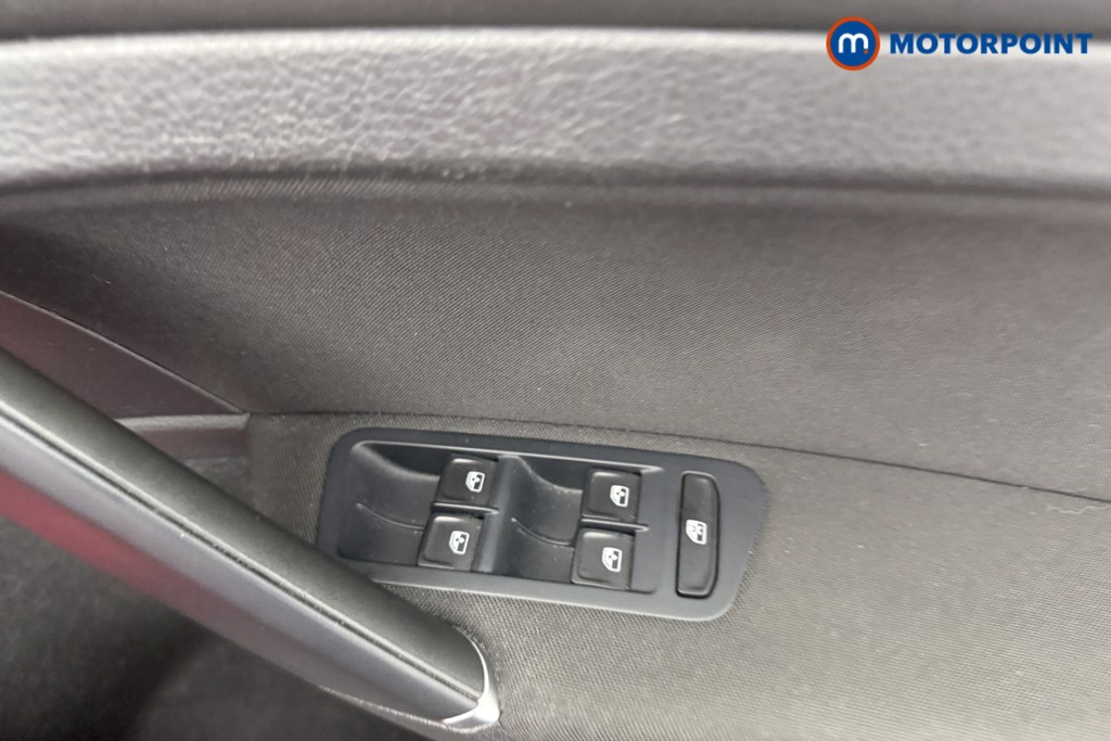 Used Volkswagen Golf 2019 for sale - 76746234: Photo 19