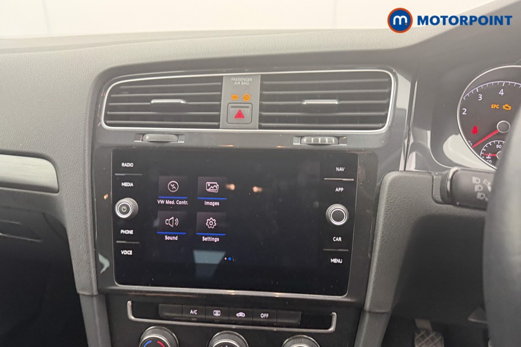 Used Volkswagen Golf 2019 for sale - 76746234: Photo 32