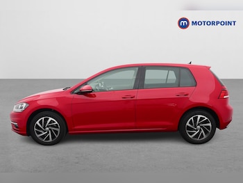 Used Volkswagen Golf 2019 for sale - 76746234: Photo