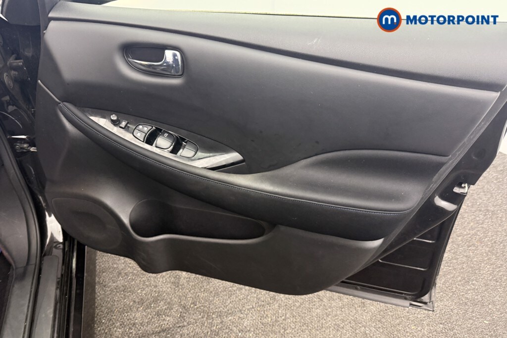 Used Nissan Leaf 2022 for sale - 77981354: Photo 10