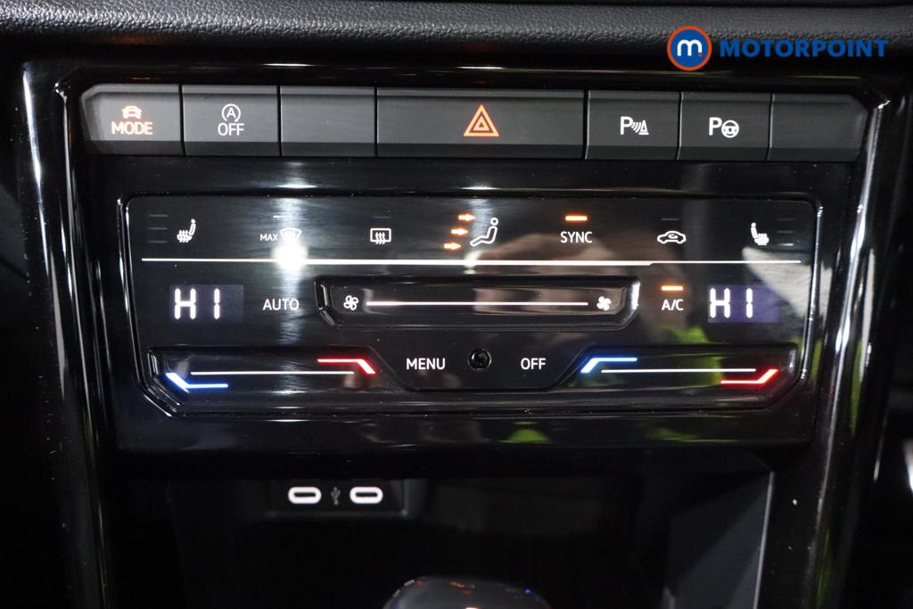 Used Volkswagen T-Roc 2025 for sale - 77543230: Photo 11