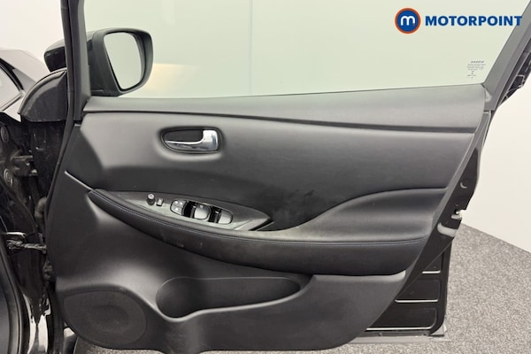 Used Nissan Leaf 2022 for sale - 76303054: Photo 25