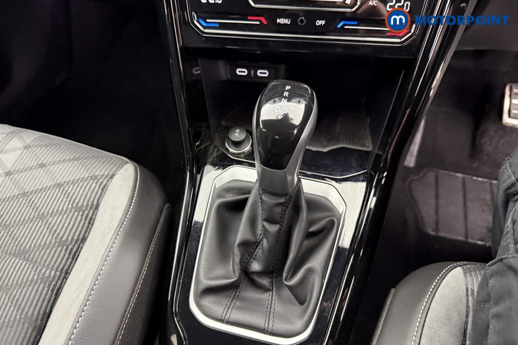 Used Volkswagen T-Roc 2025 for sale - 77297842: Photo 21