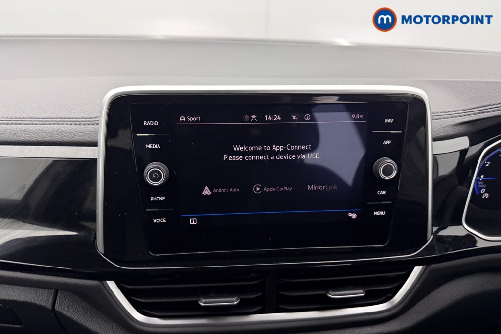 Used Volkswagen T-Roc 2023 for sale - 76612069: Photo 10