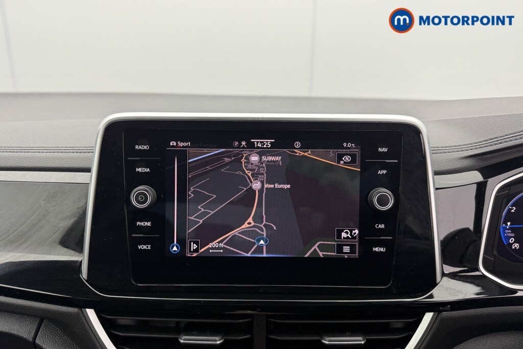 Used Volkswagen T-Roc 2023 for sale - 76612069: Photo 13