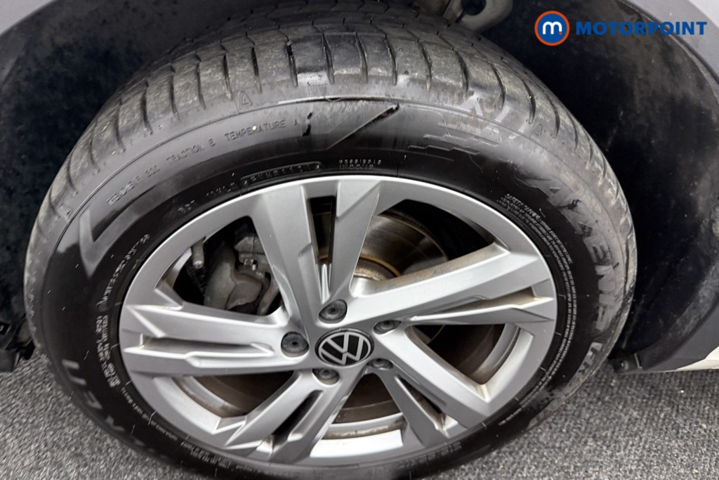 Used Volkswagen T-Roc 2023 for sale - 76612069: Photo 23