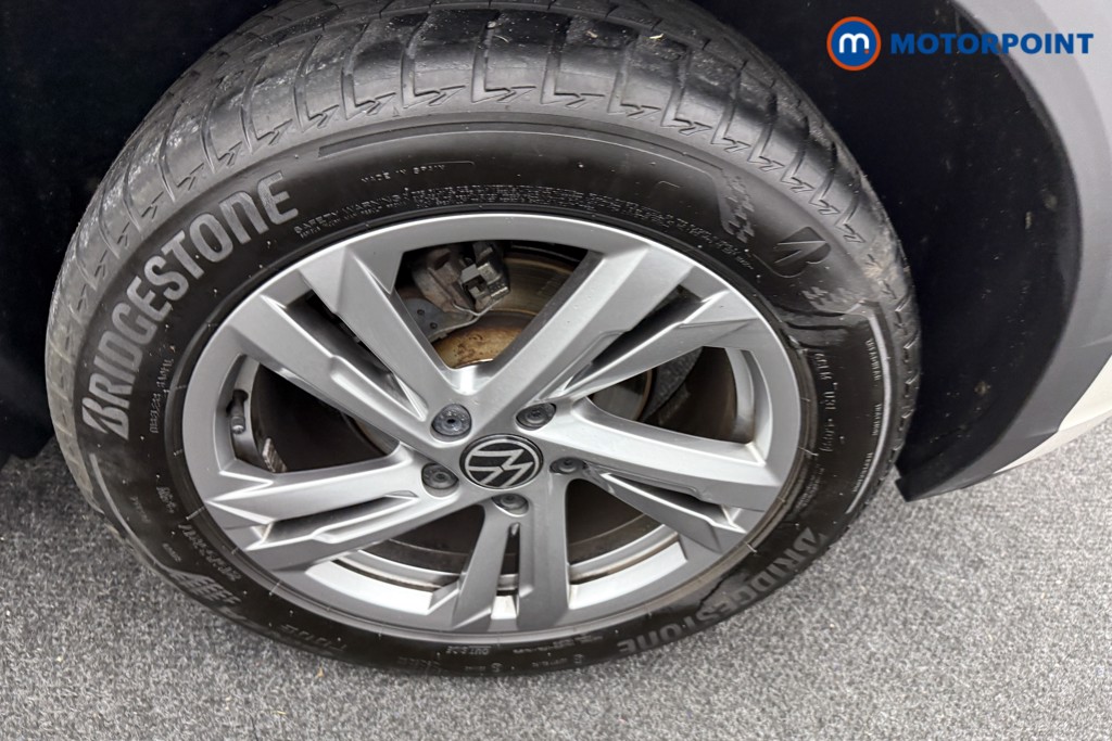 Used Volkswagen T-Roc 2023 for sale - 76612069: Photo 24