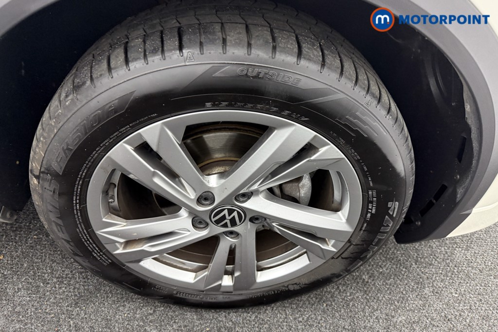 Used Volkswagen T-Roc 2023 for sale - 76612069: Photo 25