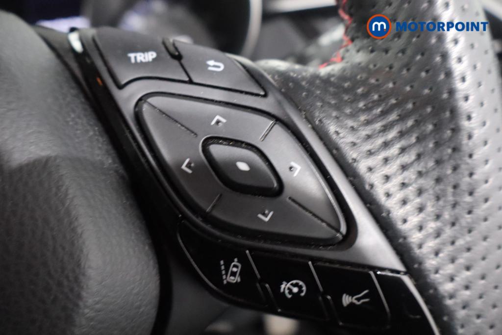 Used Toyota C-HR 2023 for sale - 77061204: Photo 21